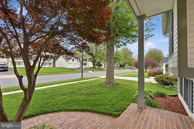 3824 BEECH DOWN DR, Chantilly, VA 20151