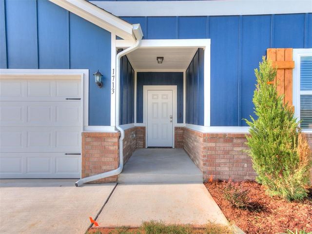1713 Oak Way, Tuttle, OK 73089