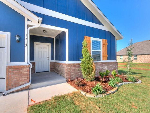 1713 Oak Way, Tuttle, OK 73089