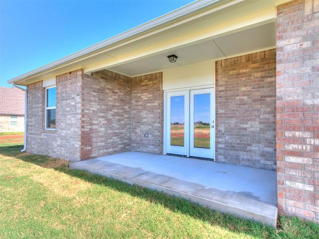 1713 Oak Way, Tuttle, OK 73089