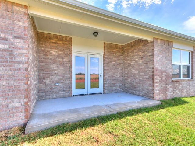 1713 Oak Way, Tuttle, OK 73089