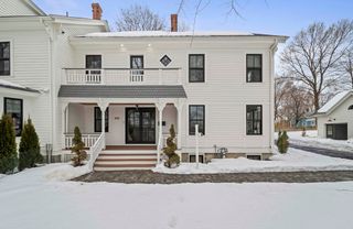 300 Elliot Street 2, Newton, MA 02464