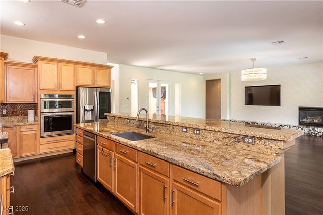 2057 Orchard Mist Street, Las Vegas, NV 89135