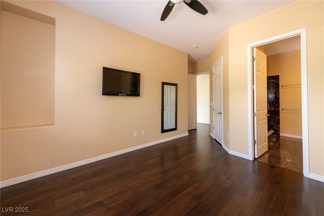 2057 Orchard Mist Street, Las Vegas, NV 89135