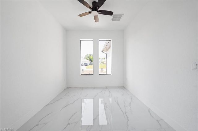 2511 7th ST, Cape Coral, FL 33993