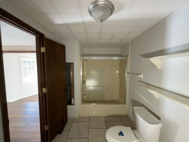 12028 Holland Ct, Bon Aqua, TN 37025