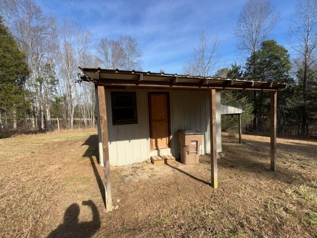 12028 Holland Ct, Bon Aqua, TN 37025