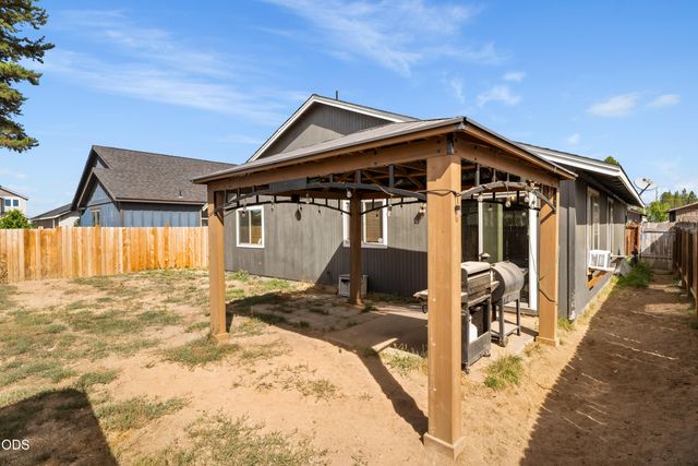 16423 Riley Drive, La Pine, OR 97739