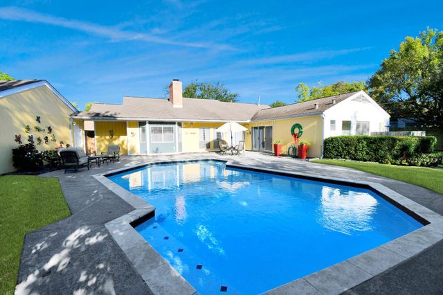 11307 Overbrook Lane, Houston, TX 77077