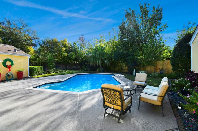 11307 Overbrook Lane, Houston, TX 77077