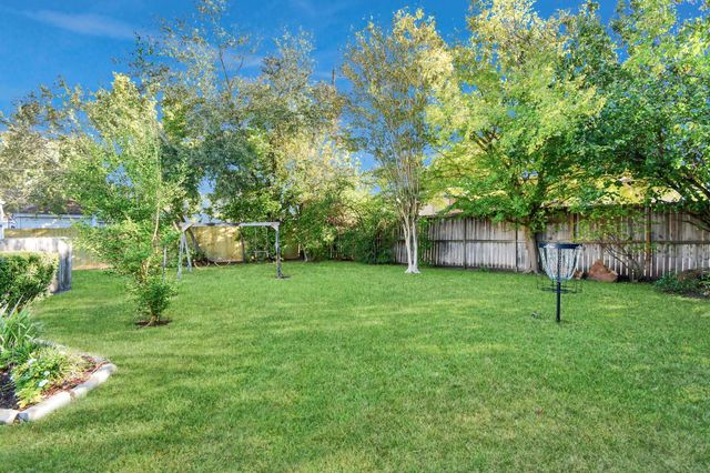 11307 Overbrook Lane, Houston, TX 77077