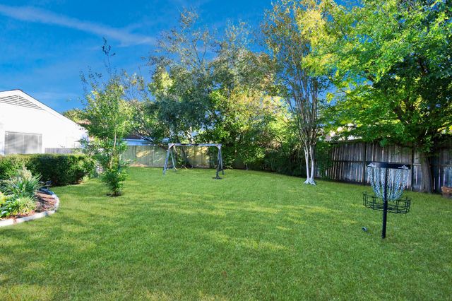 11307 Overbrook Lane, Houston, TX 77077