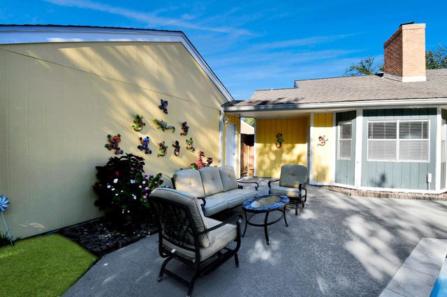 11307 Overbrook Lane, Houston, TX 77077