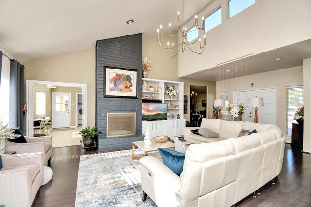 11307 Overbrook Lane, Houston, TX 77077