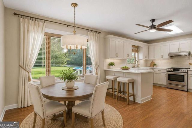 1192 Lakeview Road, Grayson, GA 30017