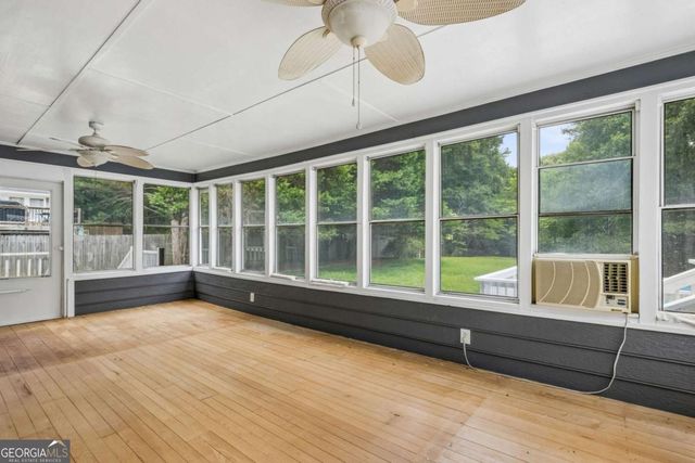 1192 Lakeview Road, Grayson, GA 30017
