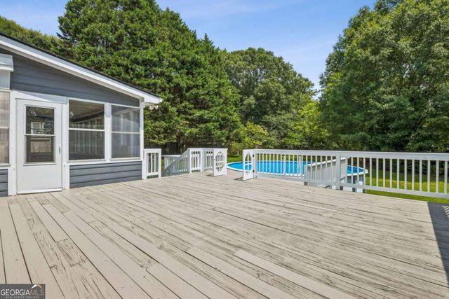 1192 Lakeview Road, Grayson, GA 30017