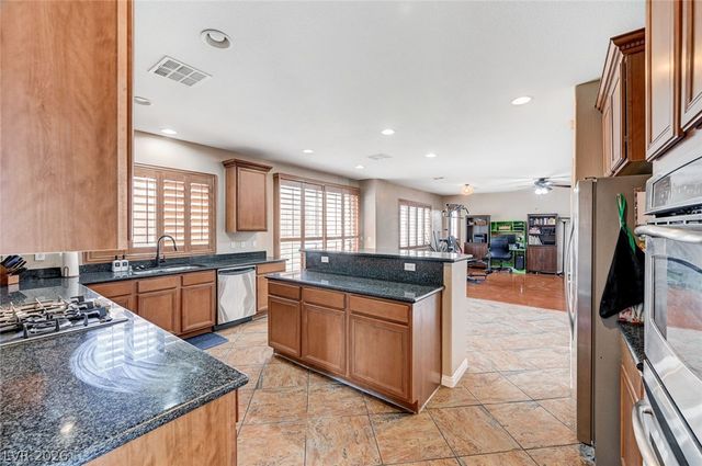 10029 Scenic Walk Avenue, Las Vegas, NV 89149