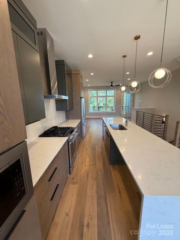 110 Frazier Avenue, Charlotte, NC 28216