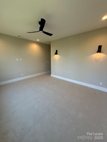 110 Frazier Avenue, Charlotte, NC 28216