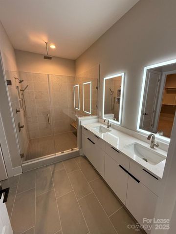 110 Frazier Avenue, Charlotte, NC 28216