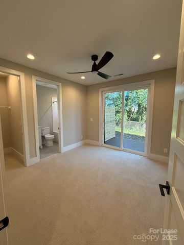 110 Frazier Avenue, Charlotte, NC 28216