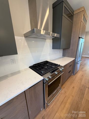 110 Frazier Avenue, Charlotte, NC 28216