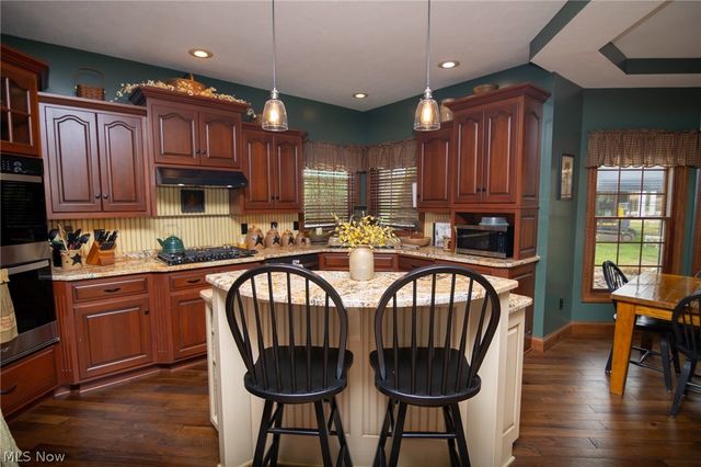 44290 Denise Lane, St Clairsville, OH 43950