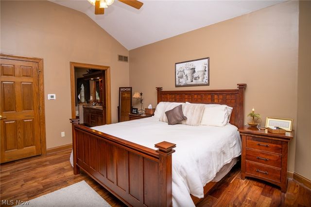 44290 Denise Lane, St Clairsville, OH 43950