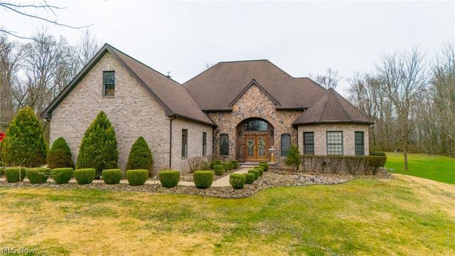 44290 Denise Lane, St Clairsville, OH 43950