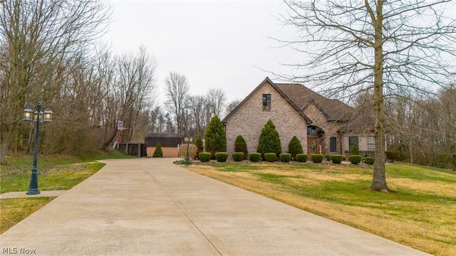 44290 Denise Lane, St Clairsville, OH 43950
