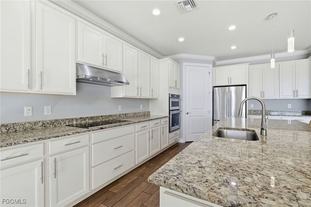 11701 Bowes CIR, Fort Myers, FL 33913