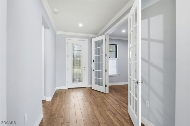 11701 Bowes CIR, Fort Myers, FL 33913