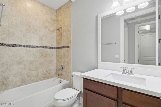 11701 Bowes CIR, Fort Myers, FL 33913