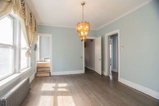 8018 S Bennett Avenue, Chicago, IL 60617