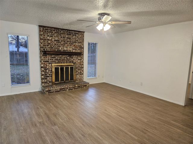 2004 Peacock Lane, Greenville, TX 75402