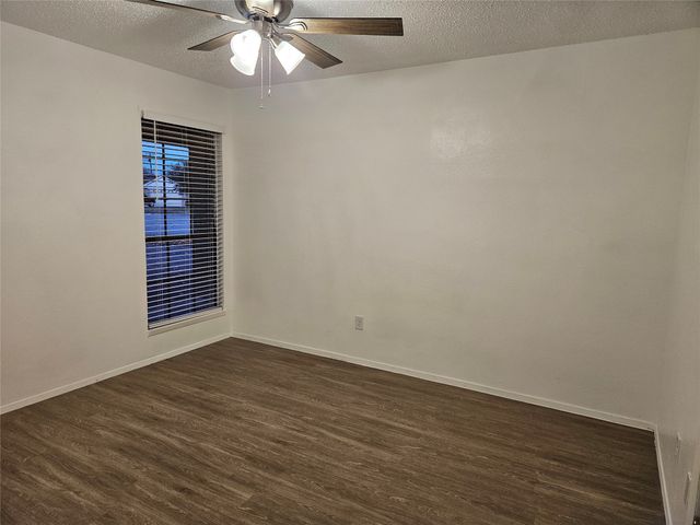 2004 Peacock Lane, Greenville, TX 75402