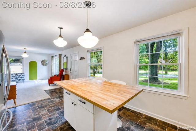 1105 Hasper Drive, Ann Arbor, MI 48103