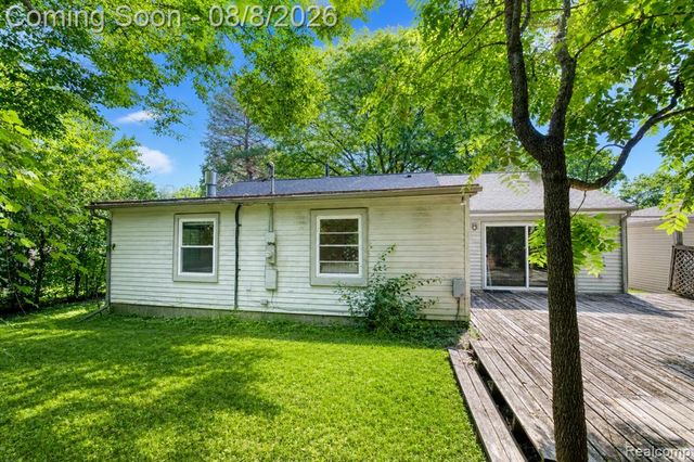 1105 Hasper Drive, Ann Arbor, MI 48103