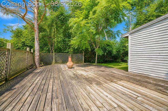 1105 Hasper Drive, Ann Arbor, MI 48103