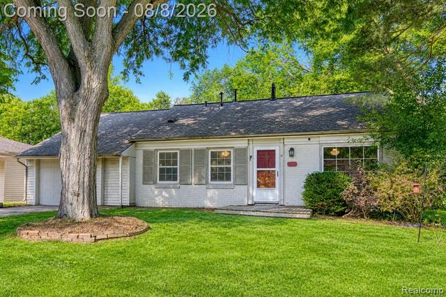 1105 Hasper Drive, Ann Arbor, MI 48103