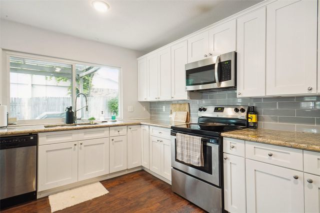 2602 Meadowview Drive, Arlington, TX 76016