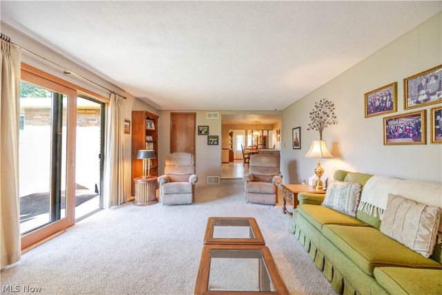 13899 Chippewa Trail, Middleburg Heights, OH 44130