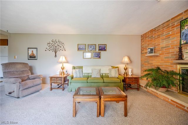 13899 Chippewa Trail, Middleburg Heights, OH 44130
