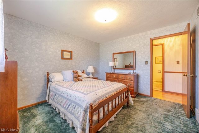 13899 Chippewa Trail, Middleburg Heights, OH 44130