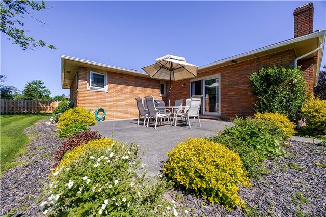 13899 Chippewa Trail, Middleburg Heights, OH 44130