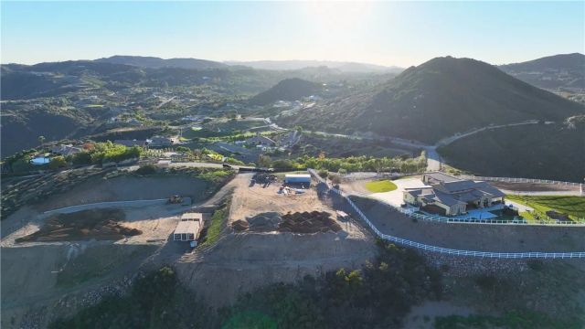 37553 Via Vista Grande, Murrieta, CA 92562