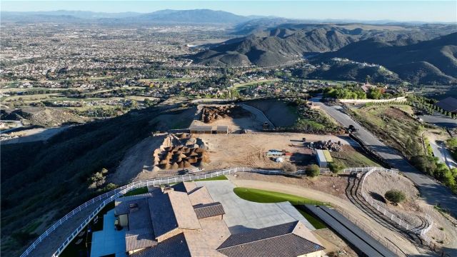 37553 Via Vista Grande, Murrieta, CA 92562