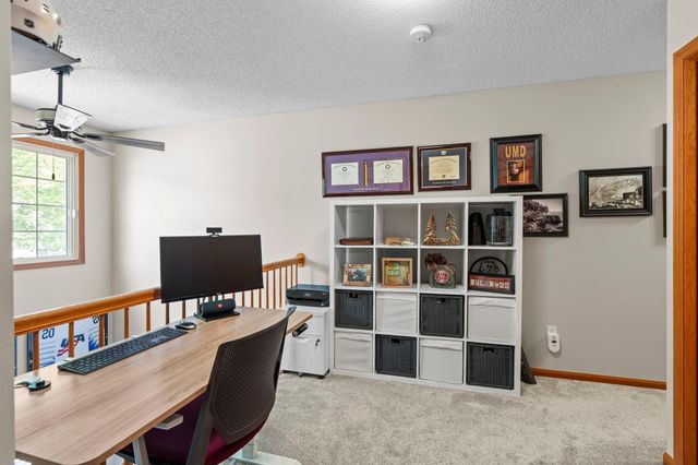 475 Leeward Trail, Woodbury, MN 55129