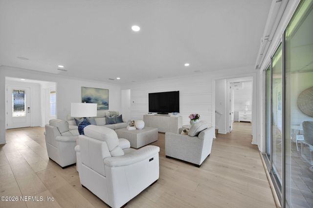 82 GLENHURST Avenue, Ponte Vedra, FL 32081